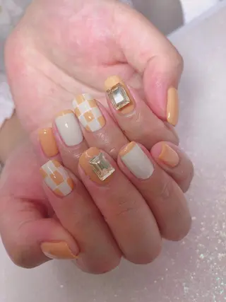 ネイル Flowerネイルサロン所属・. yukiのネイルデザイン