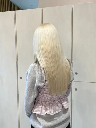 ロング 本城 紗良のヘアスタイル