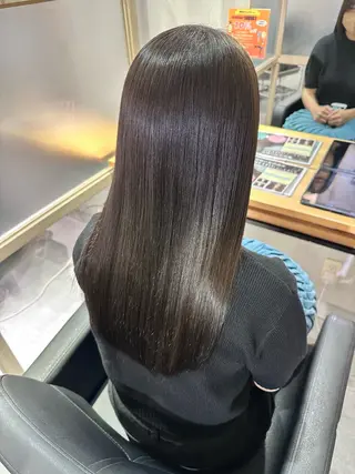 ロング ✨シルクストレート✨ 美髪髪質改善Yukiのヘアスタイル