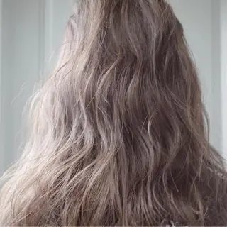 ミディアム カラー suvvy hairsalonのヘアスタイル