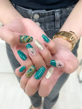 ネイル Hisaka Mikiのネイルデザイン