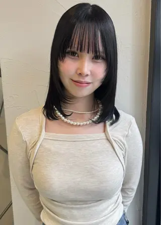 ミディアム カラー seek所属・ハルナ/ モデル募集中🌟のヘアスタイル