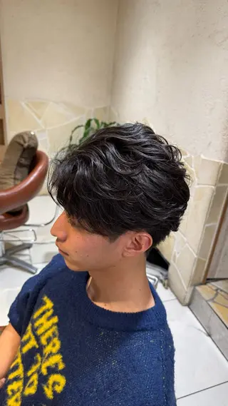 ショート カラー パーマ ヘアアレンジ メンズ シャドウパーマ 石見のヘアスタイル