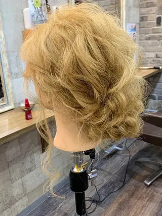 ヘアアレンジ KISS SWAN所属・B E C H I C O〔べち子〕のヘアスタイル