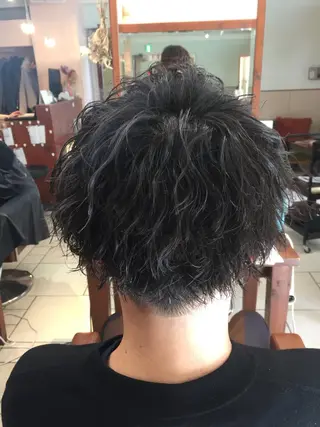 カラー パーマ ヘアアレンジ メンズ メンズパーマの巨匠 鈴木純のヘアスタイル