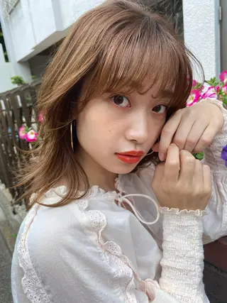 ミディアム カラー 三浦 望のヘアスタイル