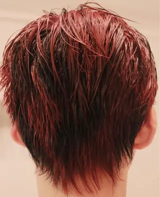 ショート Tom/可愛く 格好よくします✨のヘアスタイル