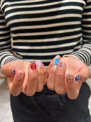 ネイル オシャレデザイン 🧺🪽/SHUNOのヘアスタイル