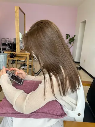 ロング カラー MATTY azusaのヘアスタイル