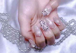 ネイル She   Nail所属・ISA_ BELLAのネイルデザイン