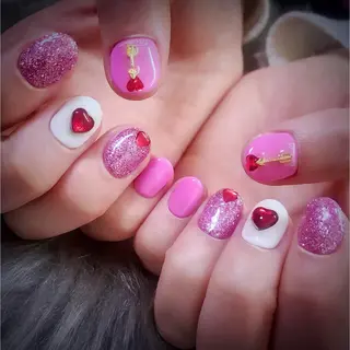 ネイル NOIROUGE所属・NOI ROUGEのネイルデザイン