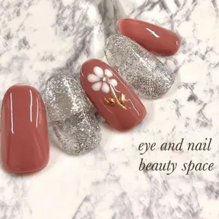 ネイル 杉山 ネイリストのネイルデザイン