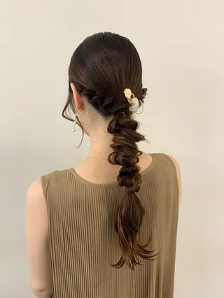 ヘアアレンジ moeka レイヤー /艶カラー/韓国のヘアスタイル