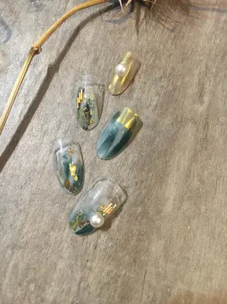 ネイル EYNail所属・EYNail Eriのネイルデザイン