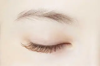 H. Yurinaの眉毛・アイブロウイメージ