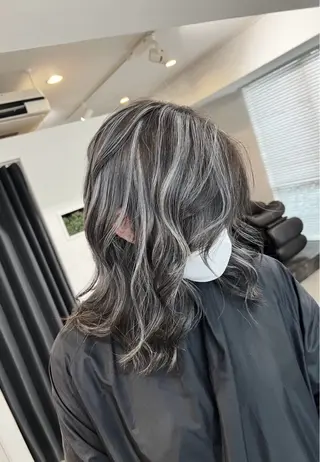 ミディアム カラー ROBIN所属・指名数No.1 /NAOYAのヘアスタイル