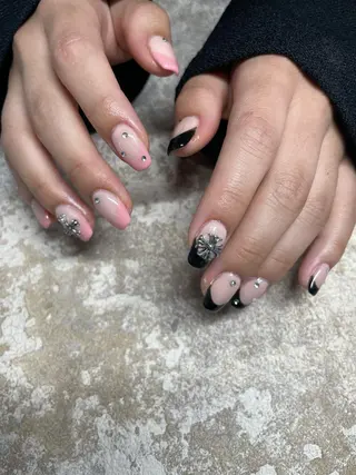 ネイル 黒川 実祐のネイルデザイン