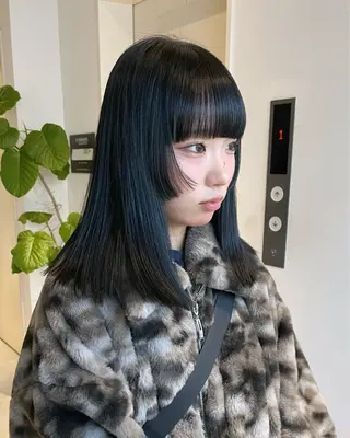 ミディアム カラー kawai rihoのヘアスタイル