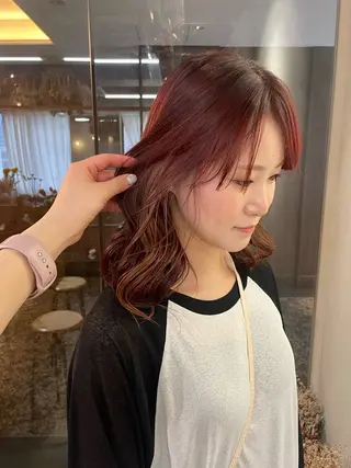 カラー 山下 悠月のヘアスタイル