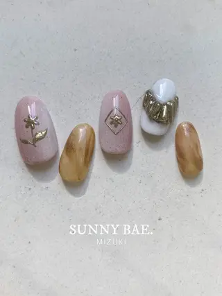 ネイル SUNNY BAE. 🌼MIZUKIのネイルデザイン