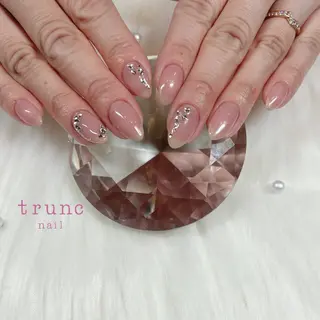 ネイル trunc nail 🌻宮下🌻のネイルデザイン