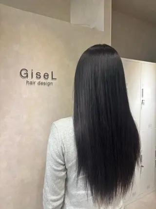 ロング カラー GiseL 美優のヘアスタイル