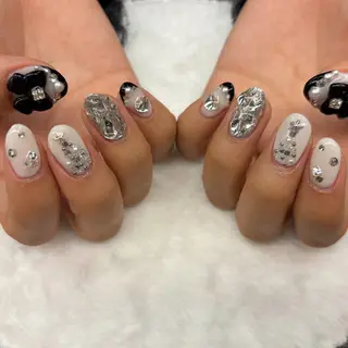 nail & eye ADDICT OHORI所属・ADDICT misatoのネイルデザイン