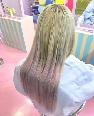 ロング TOY🐈‍⬛🎀 派手髪/地雷系のヘアスタイル