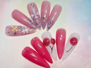 ネイル Moon's🌙🪄 Shioriのネイルデザイン