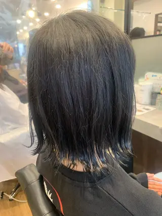 ミディアム カラー 美容しょうへいの店所属・吉川 茉由子のヘアスタイル