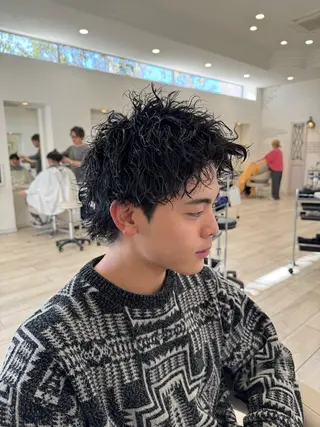 パーマ メンズ 岐阜メンズパーマ 伊藤瑠星のヘアスタイル