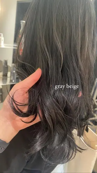 ロング カラー ミオ💎透ける暗髪/ ブリーチなしWカラーのヘアスタイル