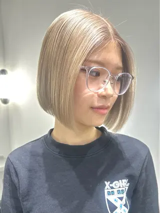 ショート カラー 篠崎 佑季のヘアスタイル