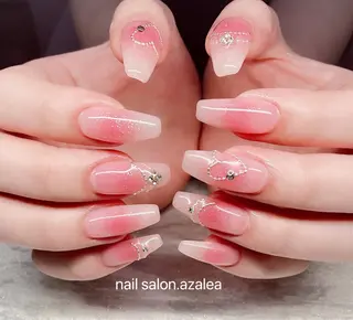 ネイル R inのネイルデザイン