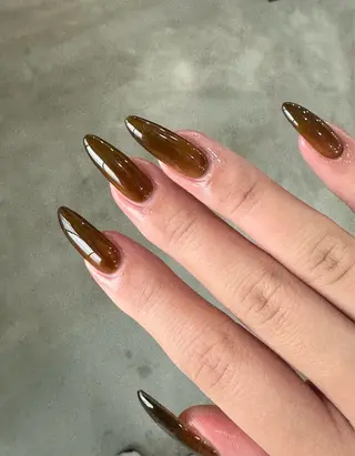 ネイル “N” Yunaのネイルデザイン