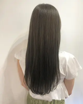 ロング カラー 透明感・艶カラー/ 坂田友梨奈のヘアスタイル