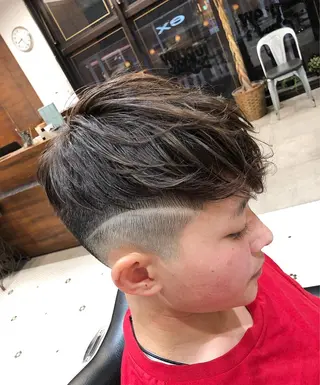 ショート THE AWESUM所属・メンズスタイル強化中 TONNY（トニー）のヘアスタイル