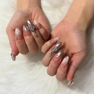 セミロング mao .のネイルデザイン