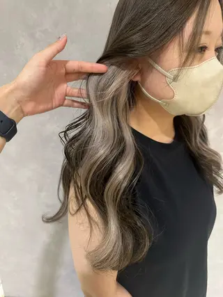 ロング カラー 丸山 香のヘアスタイル