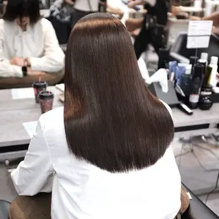 ロング 縮毛矯正・暗髪 ・ショート　橋本🐶のヘアスタイル