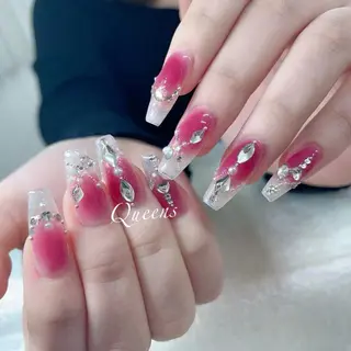 ネイル Queens ゲンのネイルデザイン