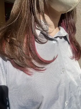 カラー 速水 幾実のヘアスタイル