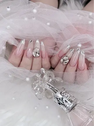 ネイル Minéa nailのネイルデザイン
