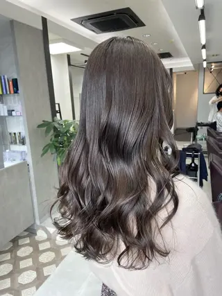ロング カラー JILL by GiseL/天神のヘアスタイル