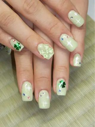 ネイル チハル ミチハタのネイルデザイン