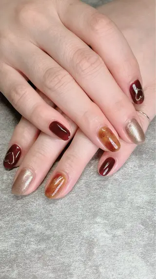 ネイル haleyume所属・shino🌟 痛ネイルのネイルデザイン