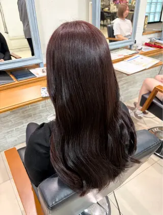 ロング カラー 透明感カラー🎀／ 寒色カラー／マツエクのヘアスタイル
