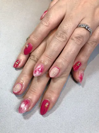 ネイル iiloo aromaworksのネイルデザイン