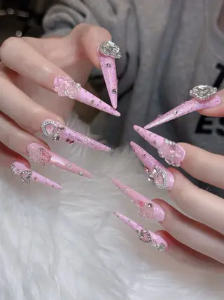 ネイル Lumi Nailのネイルデザイン