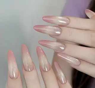 ネイル NiNa ビューティーサロン所属・Ni Naのネイルデザイン